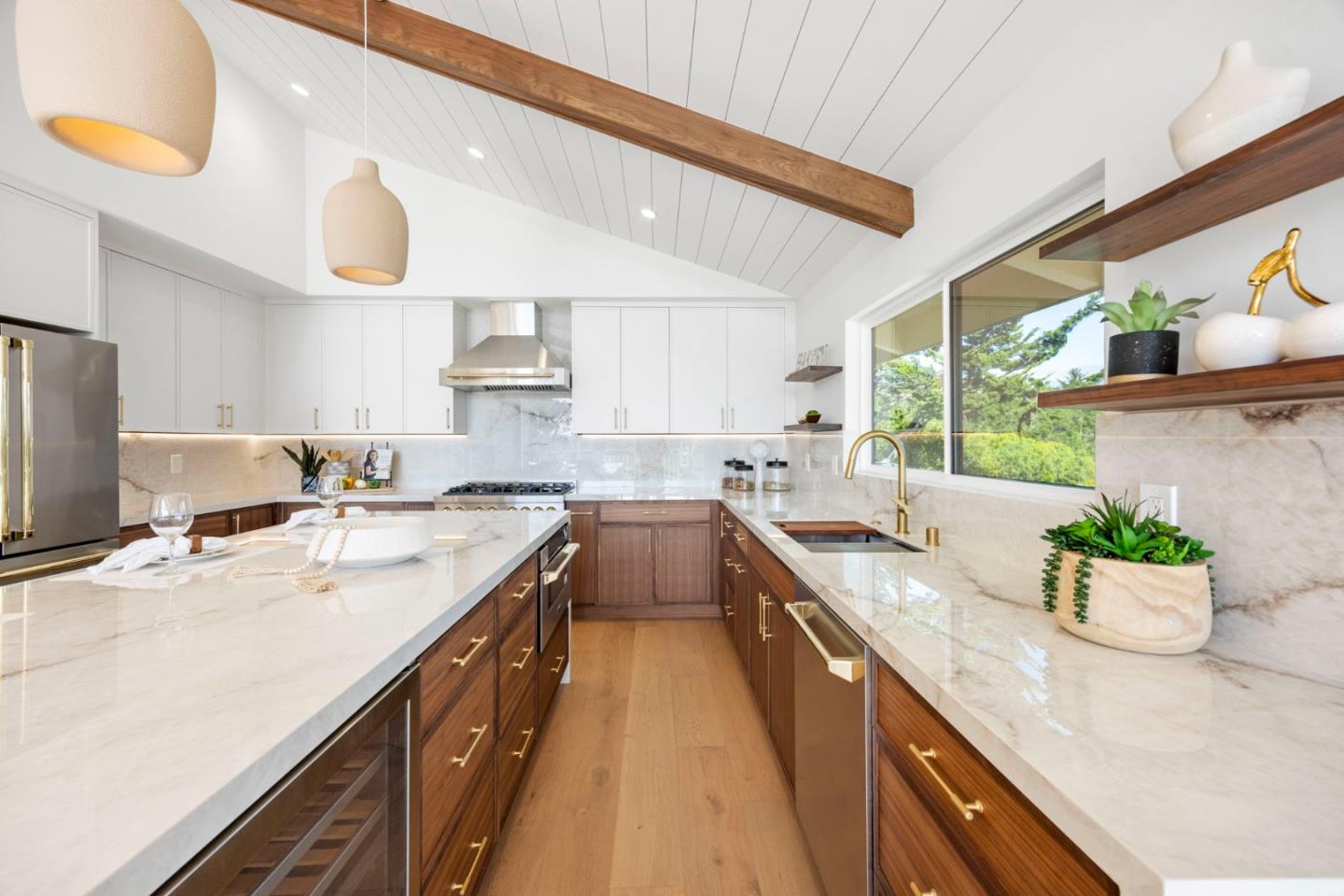 Detail Gallery Image 18 of 59 For 25805 Carmel Knolls, Carmel,  CA 93923 - 4 Beds | 2/1 Baths