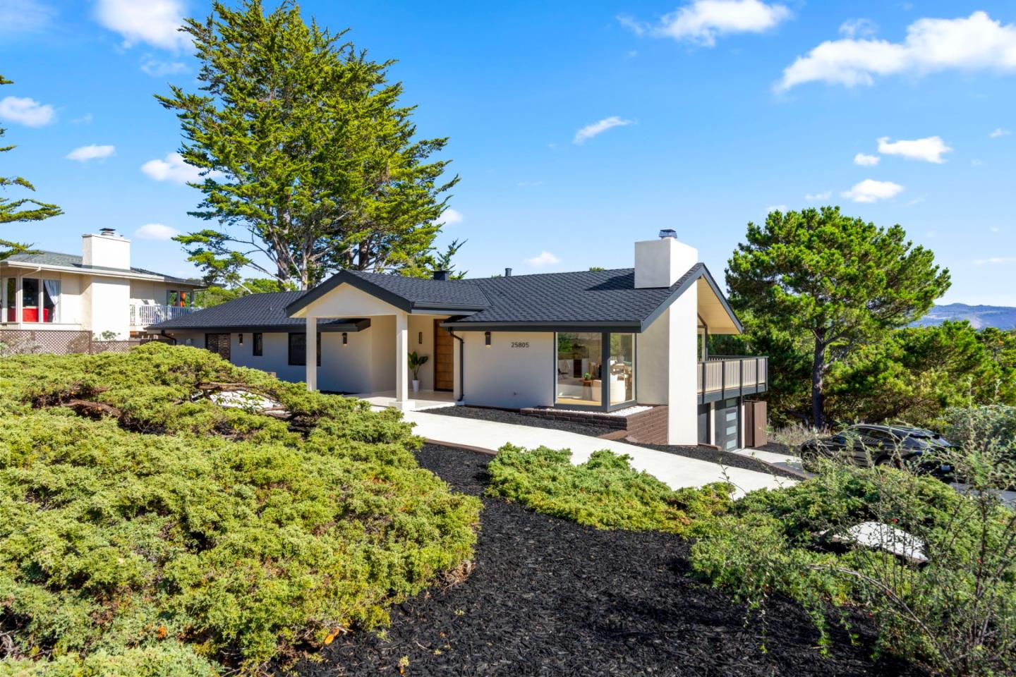 Detail Gallery Image 4 of 59 For 25805 Carmel Knolls, Carmel,  CA 93923 - 4 Beds | 2/1 Baths