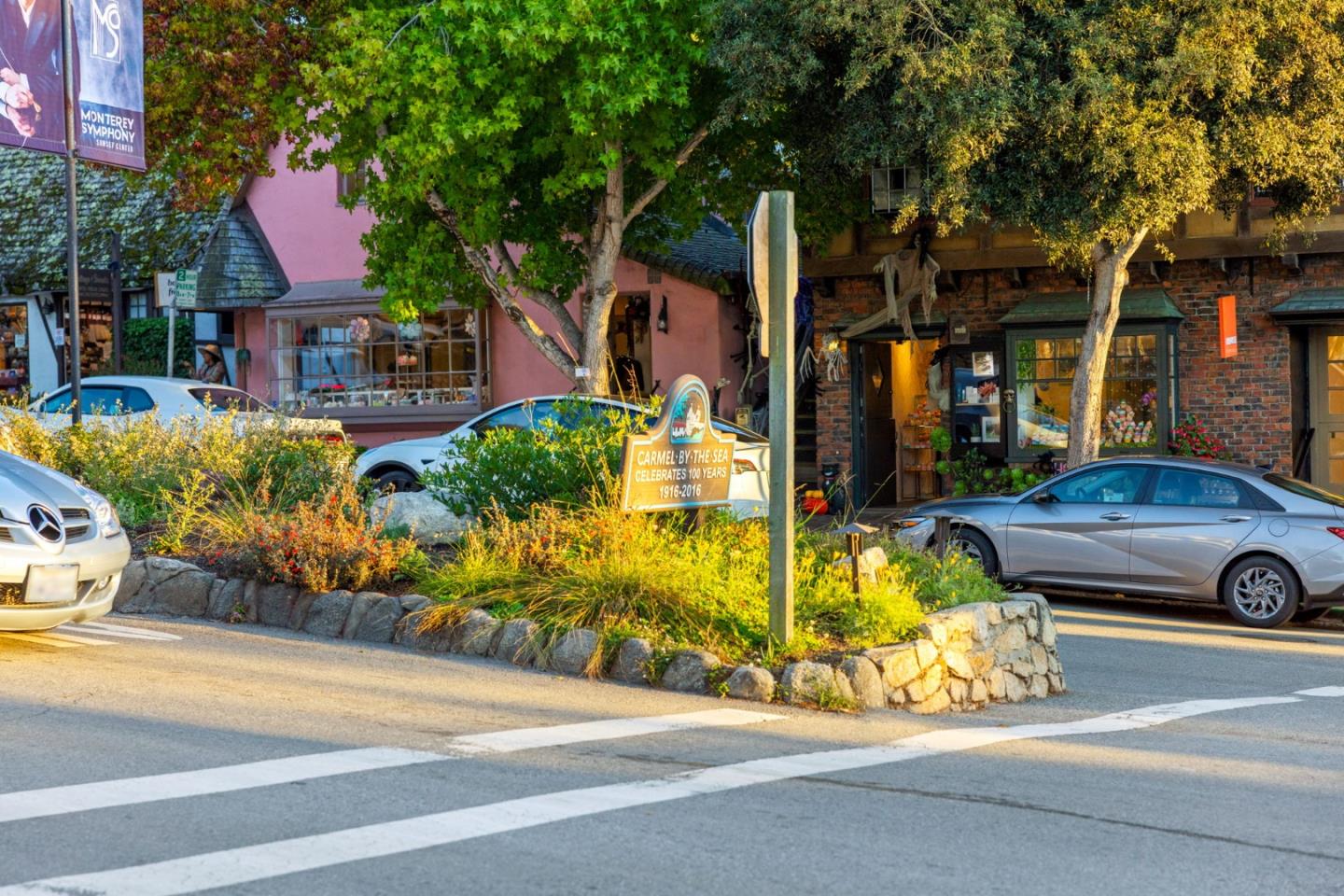 Detail Gallery Image 48 of 59 For 25805 Carmel Knolls, Carmel,  CA 93923 - 4 Beds | 2/1 Baths