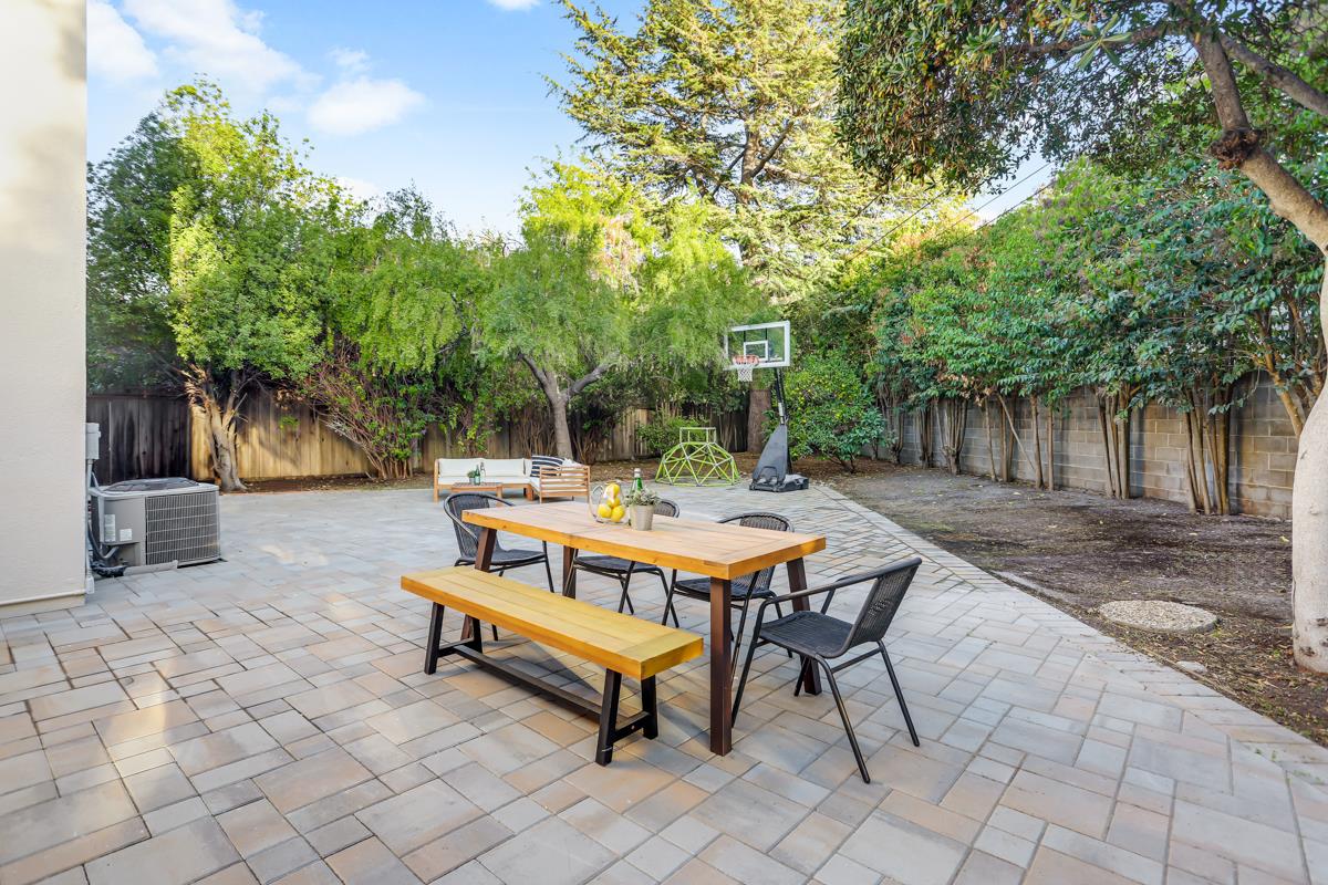 Detail Gallery Image 33 of 35 For 2910 Jerald Ave, Santa Clara,  CA 95051 - 4 Beds | 3/1 Baths