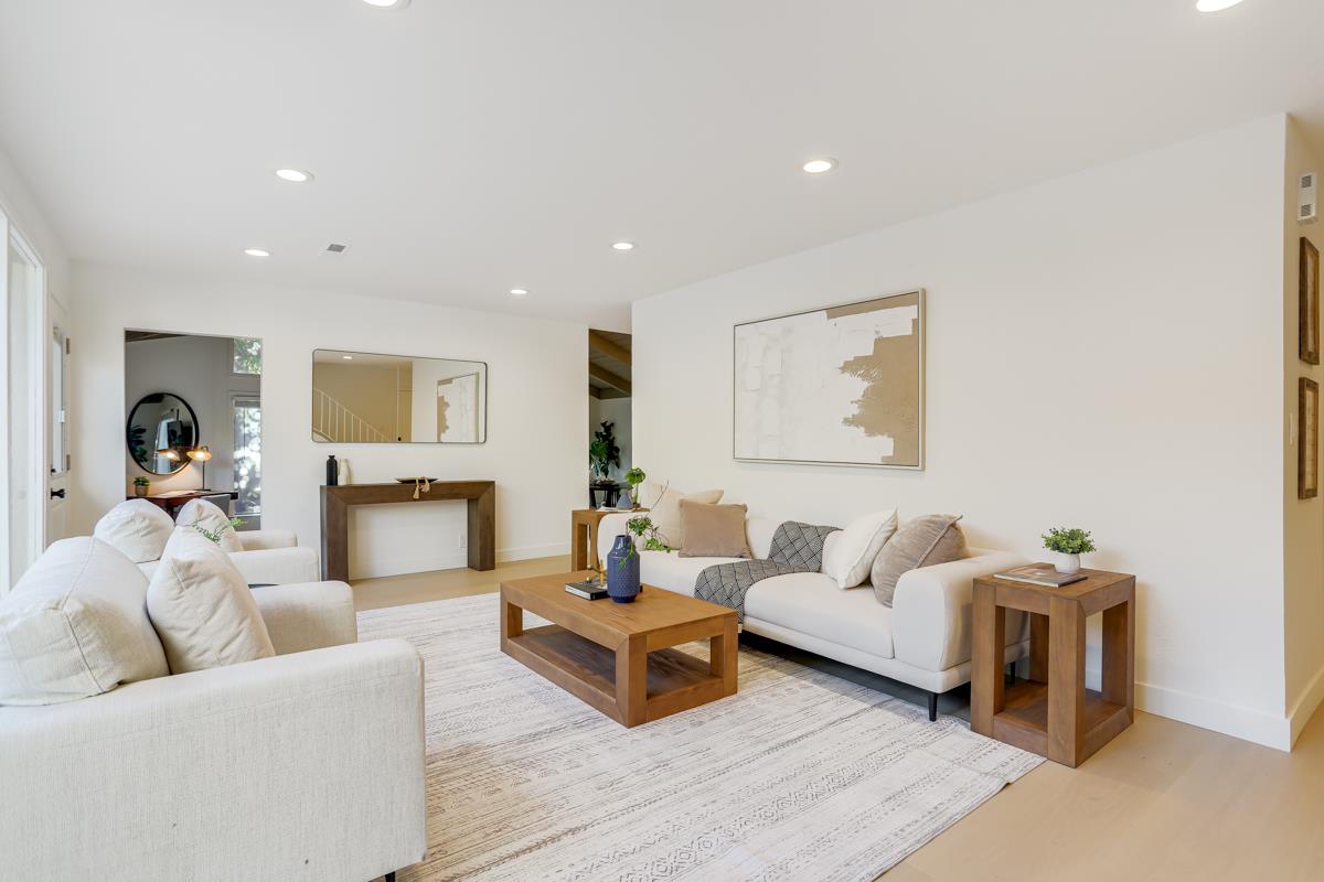 Detail Gallery Image 4 of 35 For 2910 Jerald Ave, Santa Clara,  CA 95051 - 4 Beds | 3/1 Baths