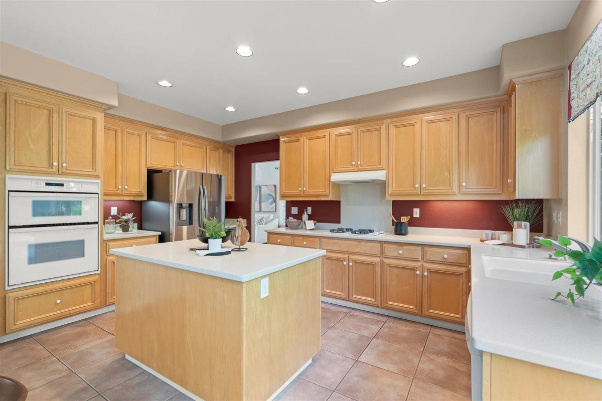 Detail Gallery Image 18 of 57 For 1469 Goshawk Ct, Gilroy,  CA 95020 - 4 Beds | 3 Baths