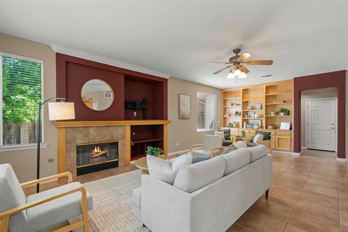 Detail Gallery Image 21 of 57 For 1469 Goshawk Ct, Gilroy,  CA 95020 - 4 Beds | 3 Baths