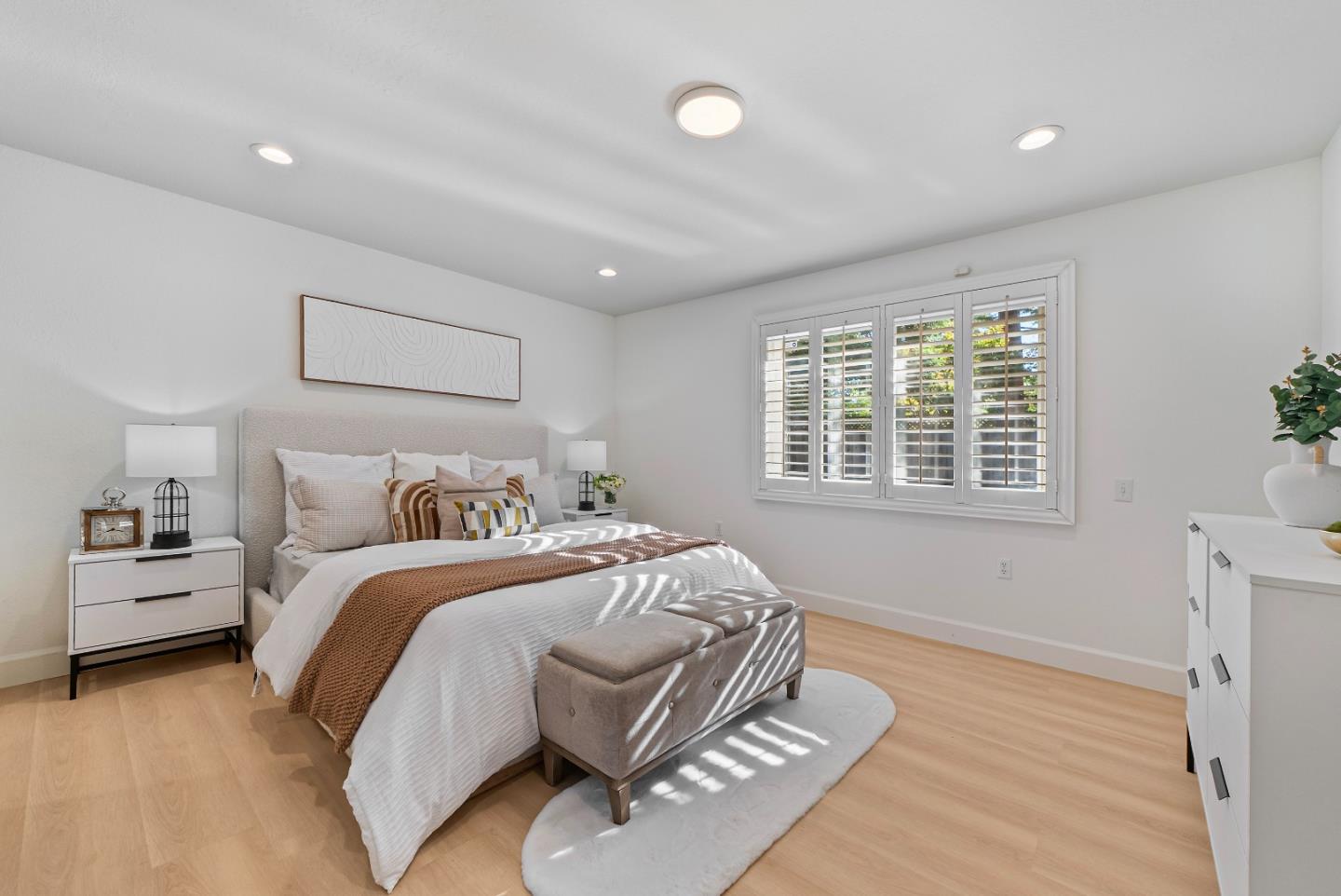 Detail Gallery Image 18 of 45 For 1013 Karen Way, Mountain View,  CA 94040 - 3 Beds | 2 Baths