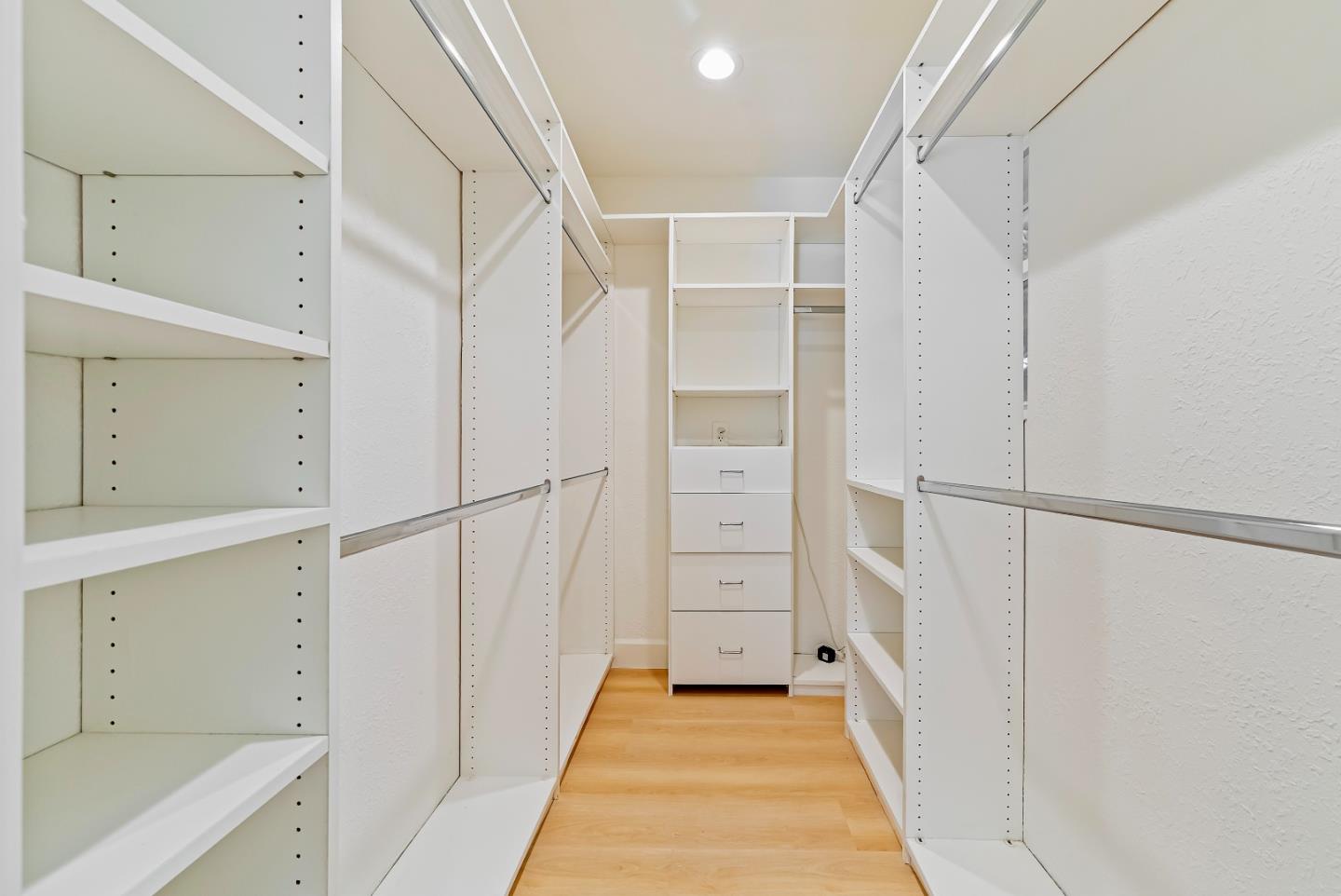 Detail Gallery Image 23 of 45 For 1013 Karen Way, Mountain View,  CA 94040 - 3 Beds | 2 Baths