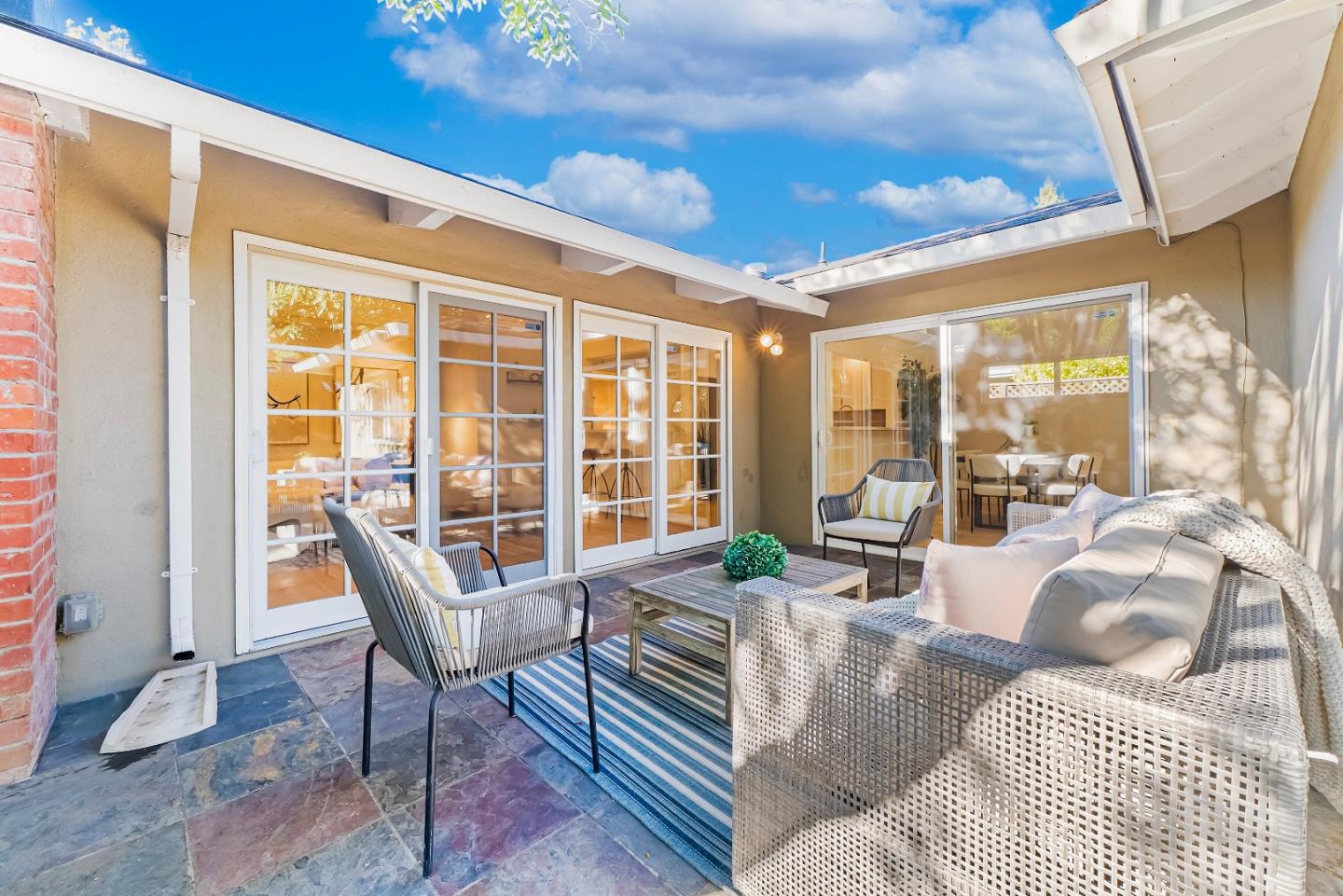 Detail Gallery Image 37 of 45 For 1013 Karen Way, Mountain View,  CA 94040 - 3 Beds | 2 Baths