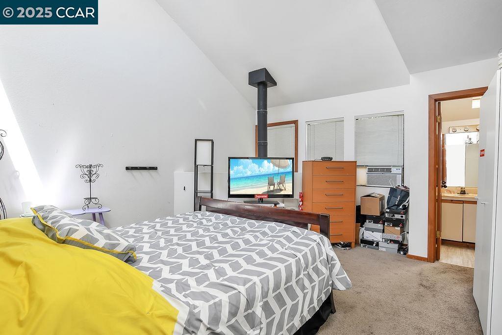 Detail Gallery Image 17 of 27 For 130 Creekside Ct, El Sobrante,  CA 94803 - 2 Beds | 2 Baths