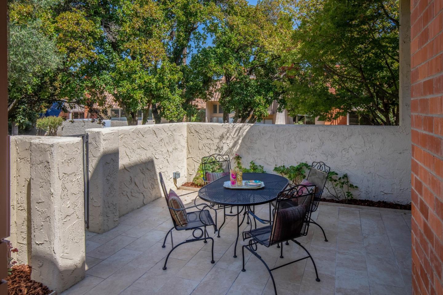 Detail Gallery Image 33 of 42 For 105 Callecita, Los Gatos,  CA 95032 - 3 Beds | 2/1 Baths