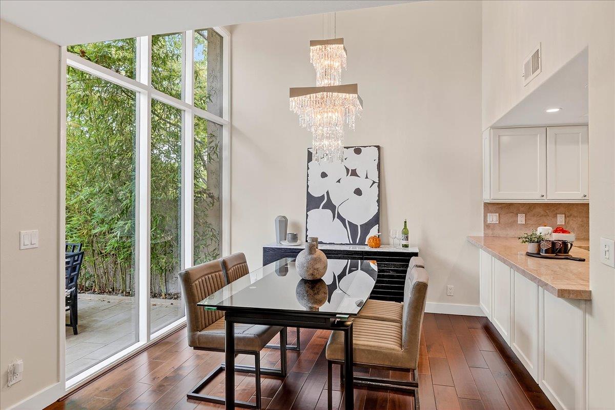 Detail Gallery Image 9 of 42 For 105 Callecita, Los Gatos,  CA 95032 - 3 Beds | 2/1 Baths