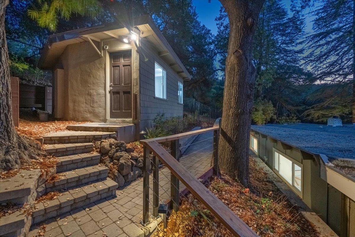 Detail Gallery Image 22 of 44 For 20808 Pamela Way, Saratoga,  CA 95070 - 3 Beds | 2 Baths