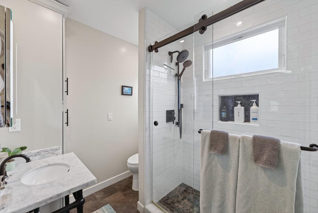 Detail Gallery Image 21 of 44 For 425 Riverview Ave, Capitola,  CA 95010 - 2 Beds | 1 Baths
