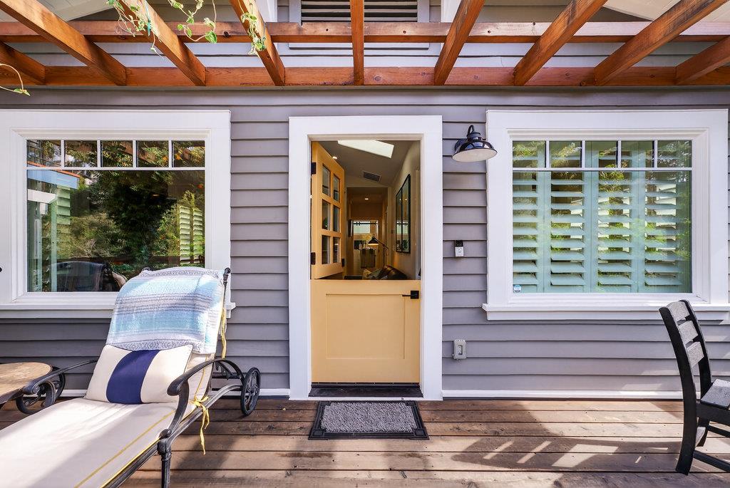 Detail Gallery Image 29 of 44 For 425 Riverview Ave, Capitola,  CA 95010 - 2 Beds | 1 Baths