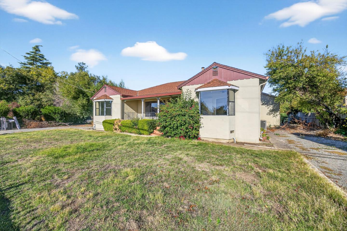 Detail Gallery Image 2 of 50 For 38538 Tyson Ln, Fremont,  CA 94536 - 4 Beds | 2 Baths