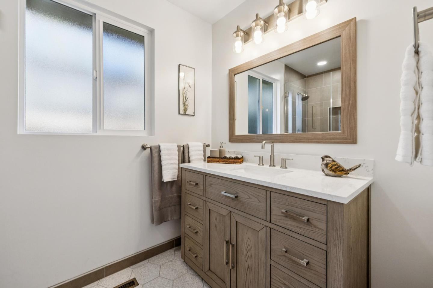 Detail Gallery Image 26 of 36 For 141 Carlisle Way, Sunnyvale,  CA 94087 - 3 Beds | 2 Baths