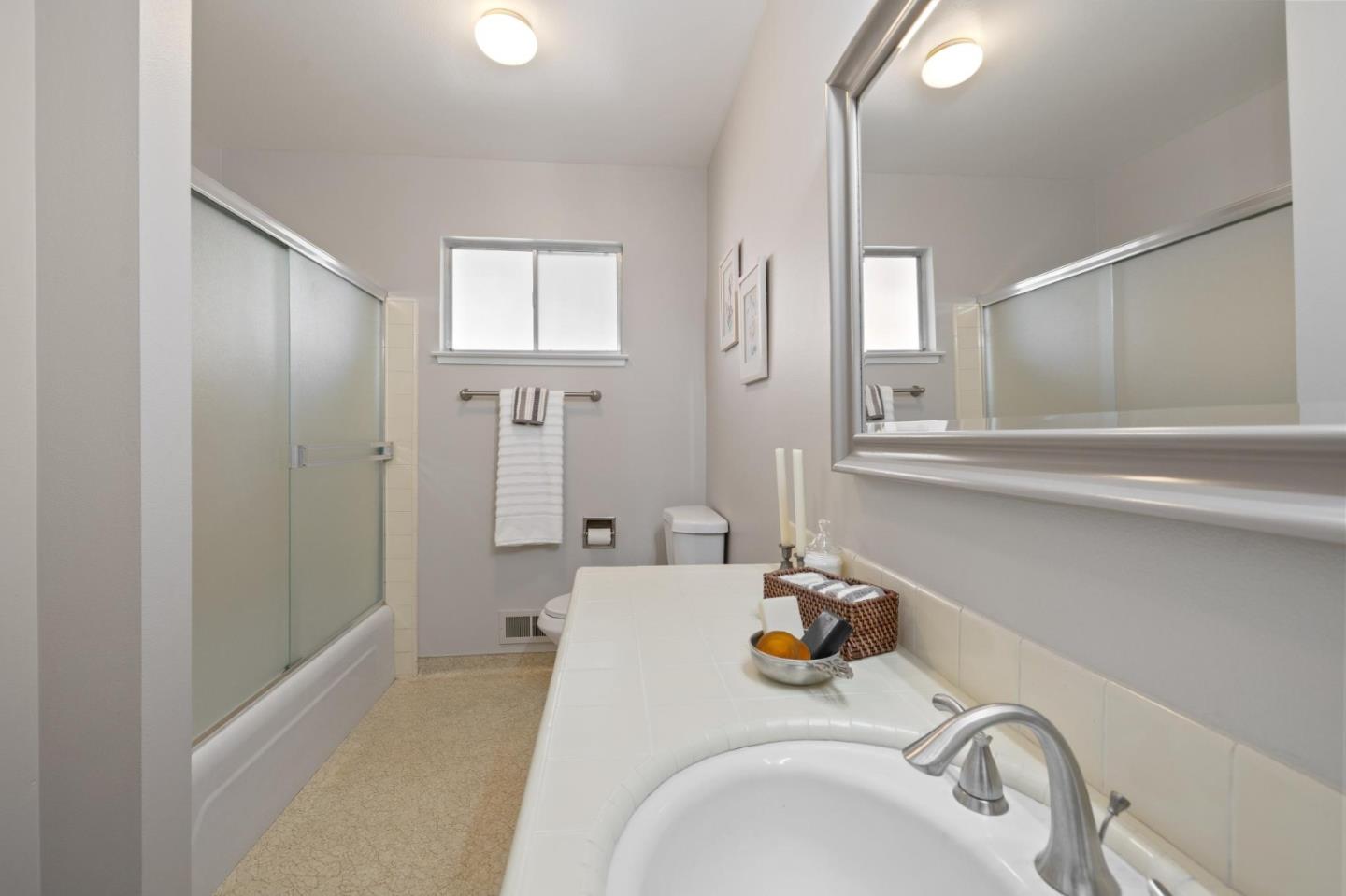 Detail Gallery Image 31 of 36 For 141 Carlisle Way, Sunnyvale,  CA 94087 - 3 Beds | 2 Baths