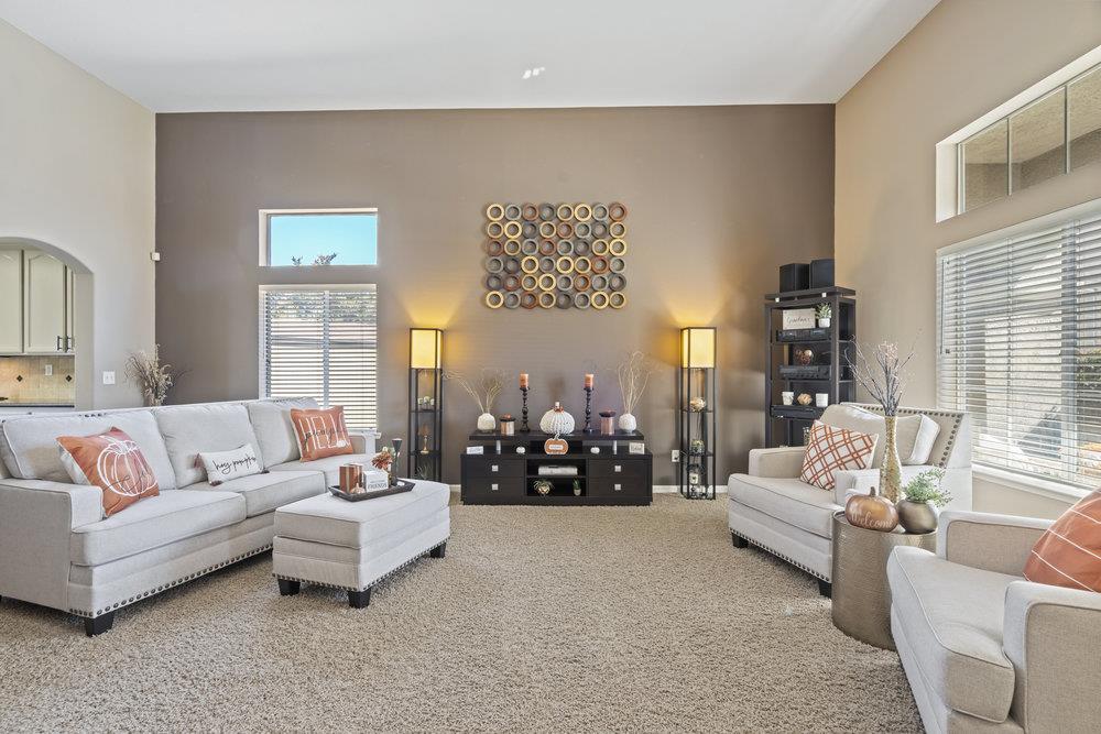 Detail Gallery Image 10 of 51 For 2230 Ventana Ct, Hollister,  CA 95023 - 4 Beds | 3 Baths