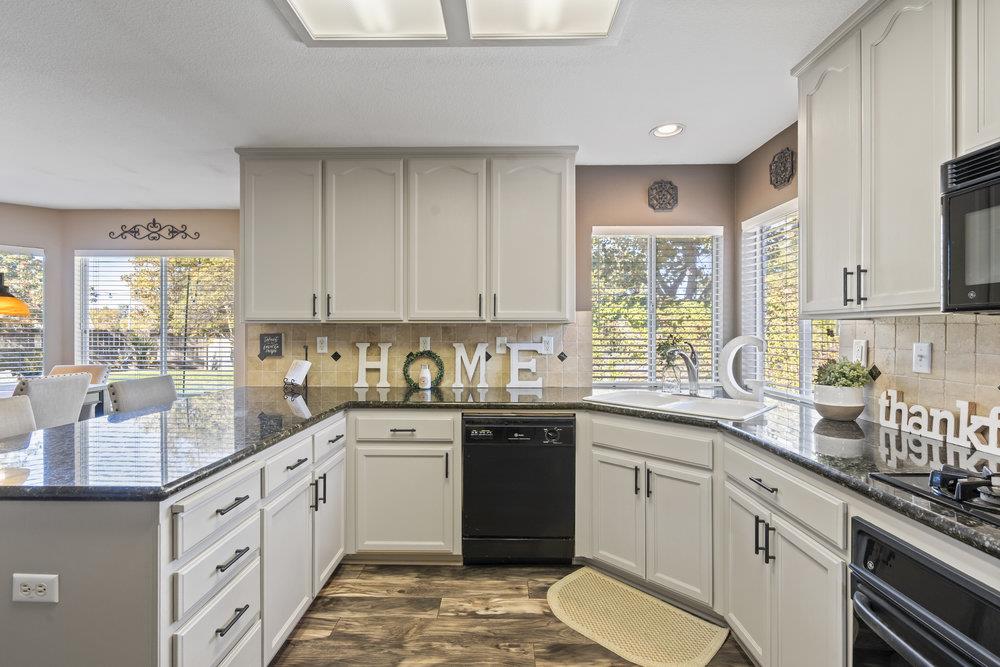 Detail Gallery Image 21 of 51 For 2230 Ventana Ct, Hollister,  CA 95023 - 4 Beds | 3 Baths