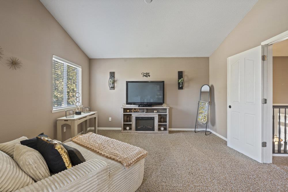 Detail Gallery Image 31 of 51 For 2230 Ventana Ct, Hollister,  CA 95023 - 4 Beds | 3 Baths