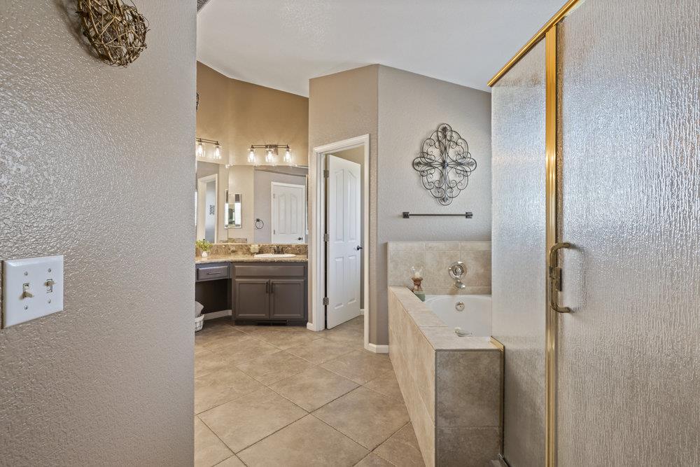 Detail Gallery Image 33 of 51 For 2230 Ventana Ct, Hollister,  CA 95023 - 4 Beds | 3 Baths