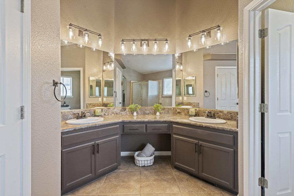 Detail Gallery Image 34 of 51 For 2230 Ventana Ct, Hollister,  CA 95023 - 4 Beds | 3 Baths