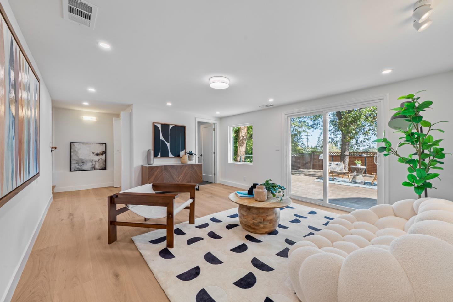 Detail Gallery Image 31 of 48 For 373 Oakview Dr, San Carlos,  CA 94070 - 4 Beds | 3 Baths