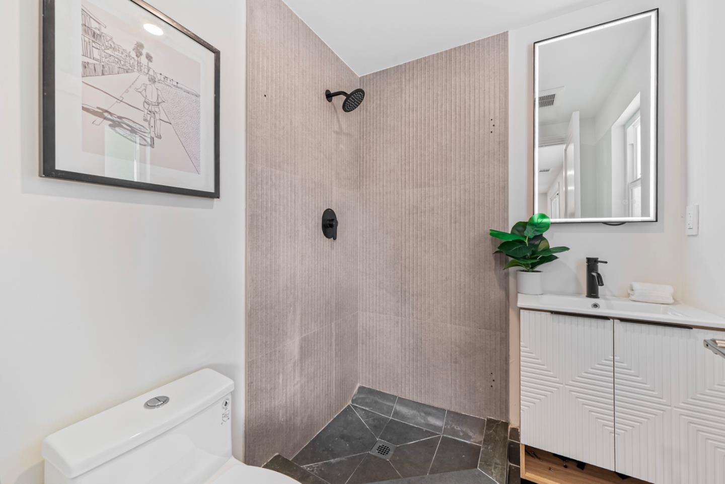 Detail Gallery Image 32 of 48 For 373 Oakview Dr, San Carlos,  CA 94070 - 4 Beds | 3 Baths