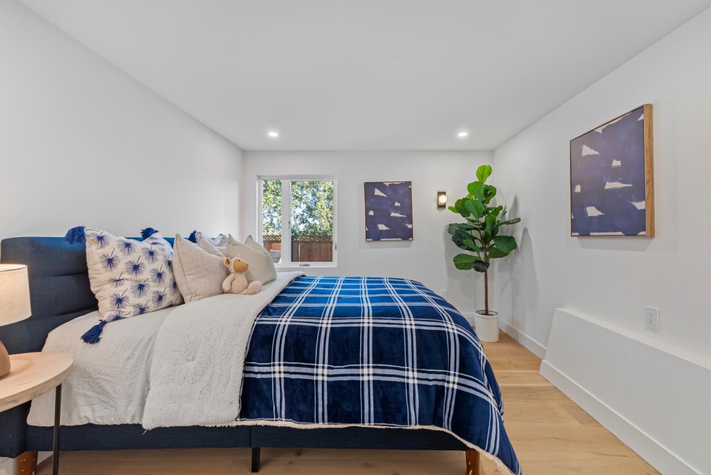 Detail Gallery Image 34 of 48 For 373 Oakview Dr, San Carlos,  CA 94070 - 4 Beds | 3 Baths