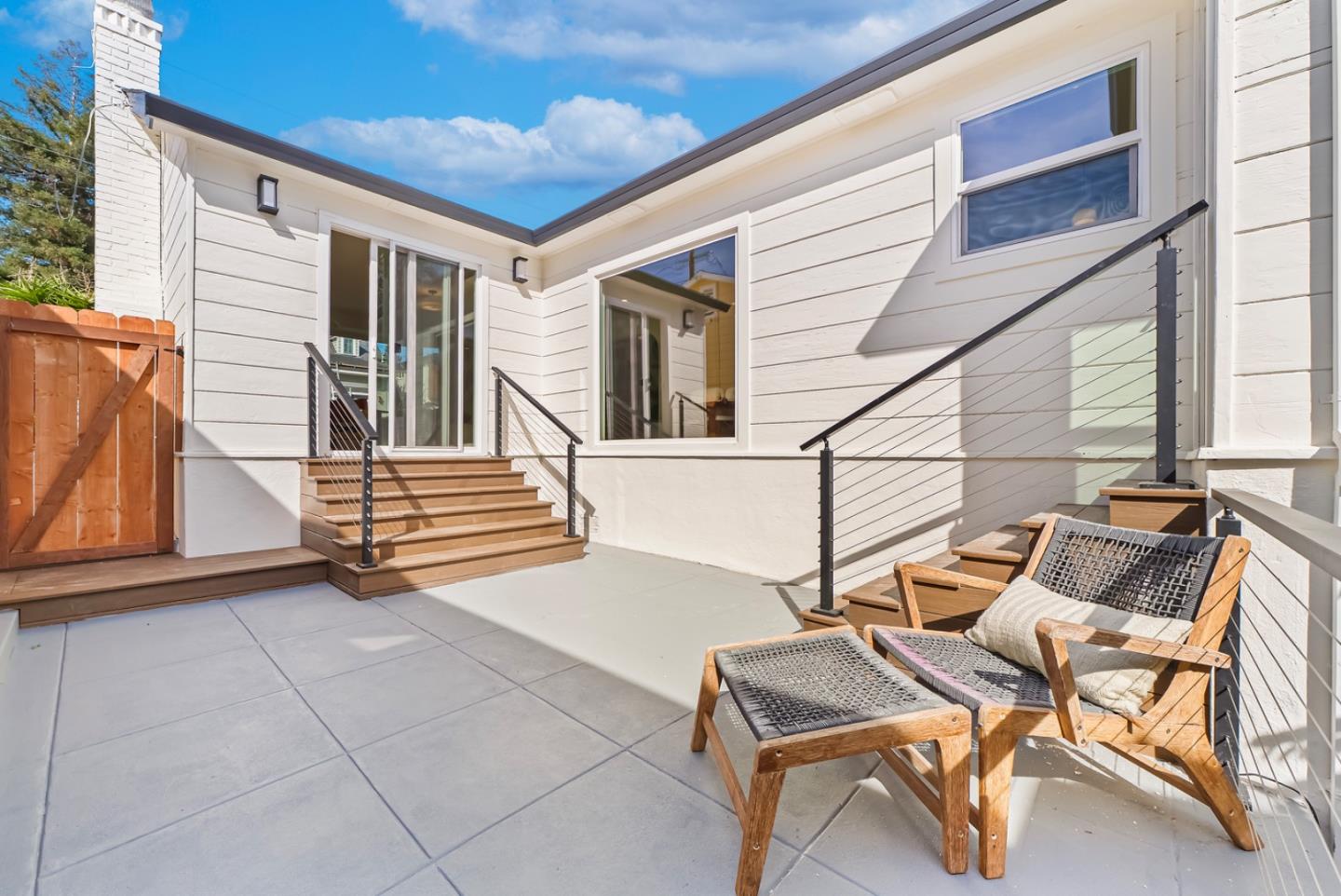 Detail Gallery Image 35 of 48 For 373 Oakview Dr, San Carlos,  CA 94070 - 4 Beds | 3 Baths