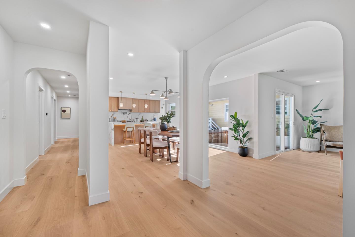 Detail Gallery Image 4 of 48 For 373 Oakview Dr, San Carlos,  CA 94070 - 4 Beds | 3 Baths