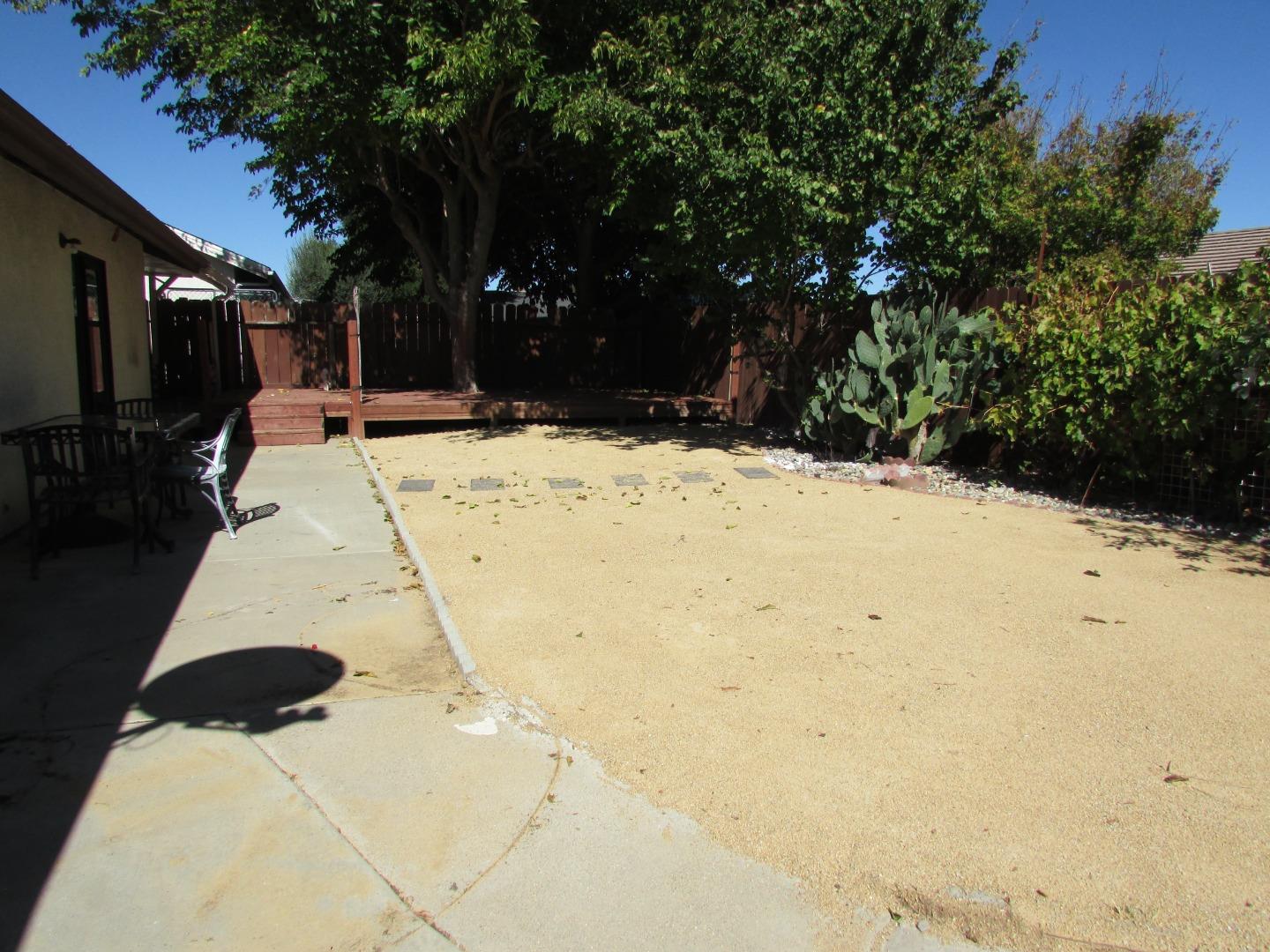 Detail Gallery Image 20 of 26 For 1716 Wade Dr, Paso Robles,  CA 93446 - 3 Beds | 2 Baths