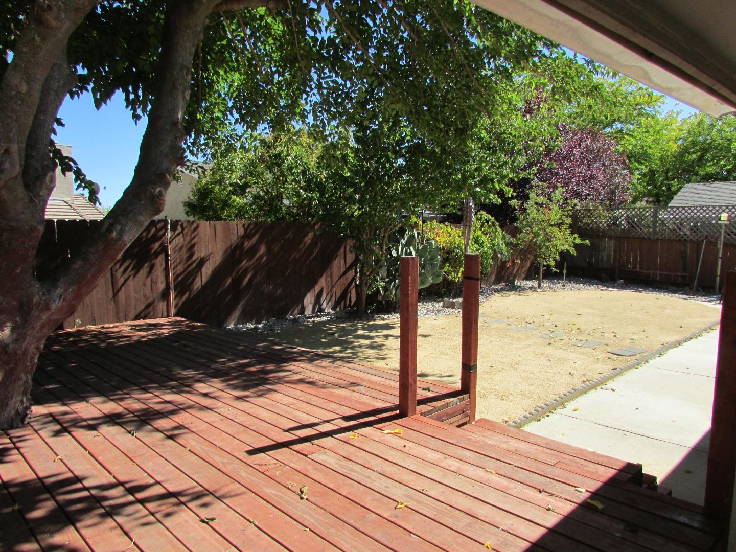Detail Gallery Image 21 of 26 For 1716 Wade Dr, Paso Robles,  CA 93446 - 3 Beds | 2 Baths