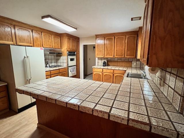 Detail Gallery Image 10 of 28 For 701 Christine Dr, Palo Alto,  CA 94303 - 3 Beds | 3 Baths