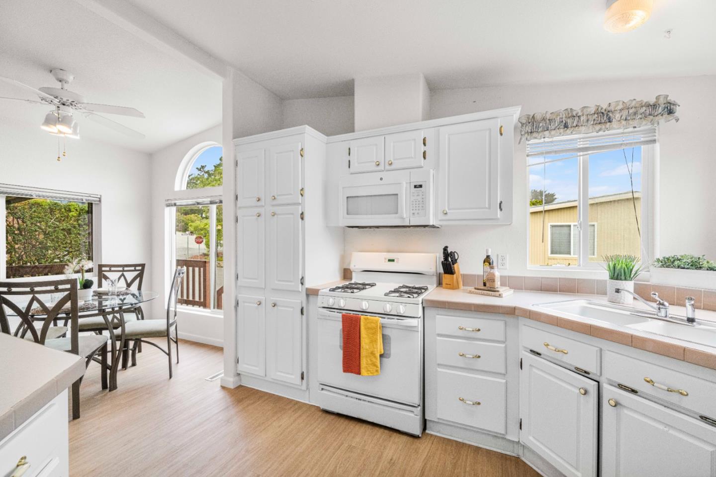 Detail Gallery Image 11 of 19 For 3 Lighthouse Rd #03,  Half Moon Bay,  CA 94019 - 2 Beds | 2 Baths