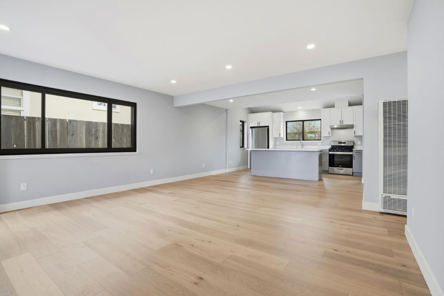 Detail Gallery Image 10 of 34 For 11-15 Spruce St, Millbrae,  CA 94030 - – Beds | – Baths