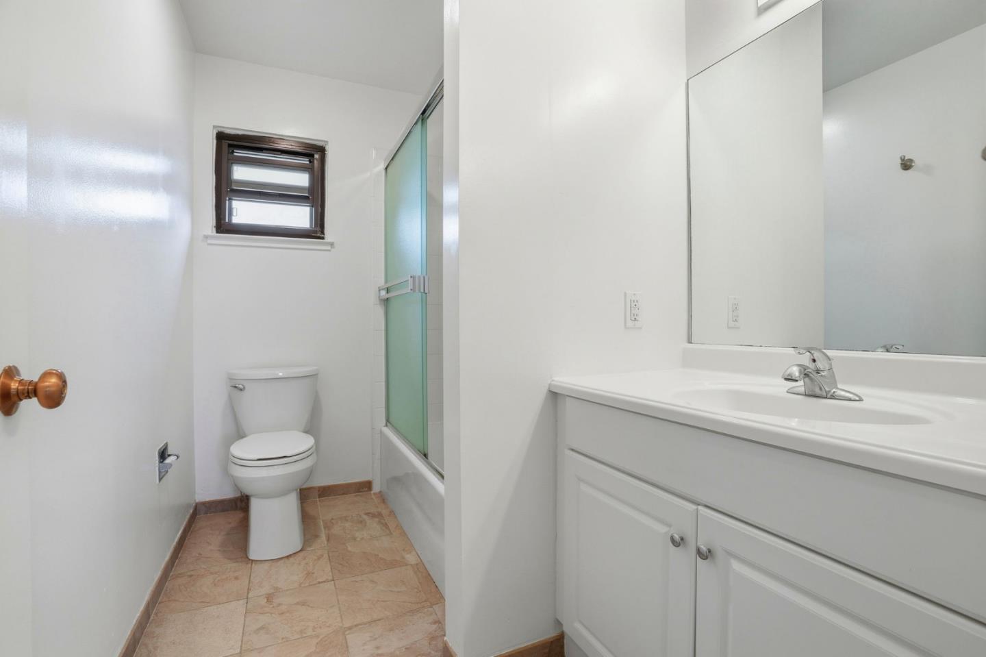 Detail Gallery Image 27 of 34 For 11-15 Spruce St, Millbrae,  CA 94030 - – Beds | – Baths