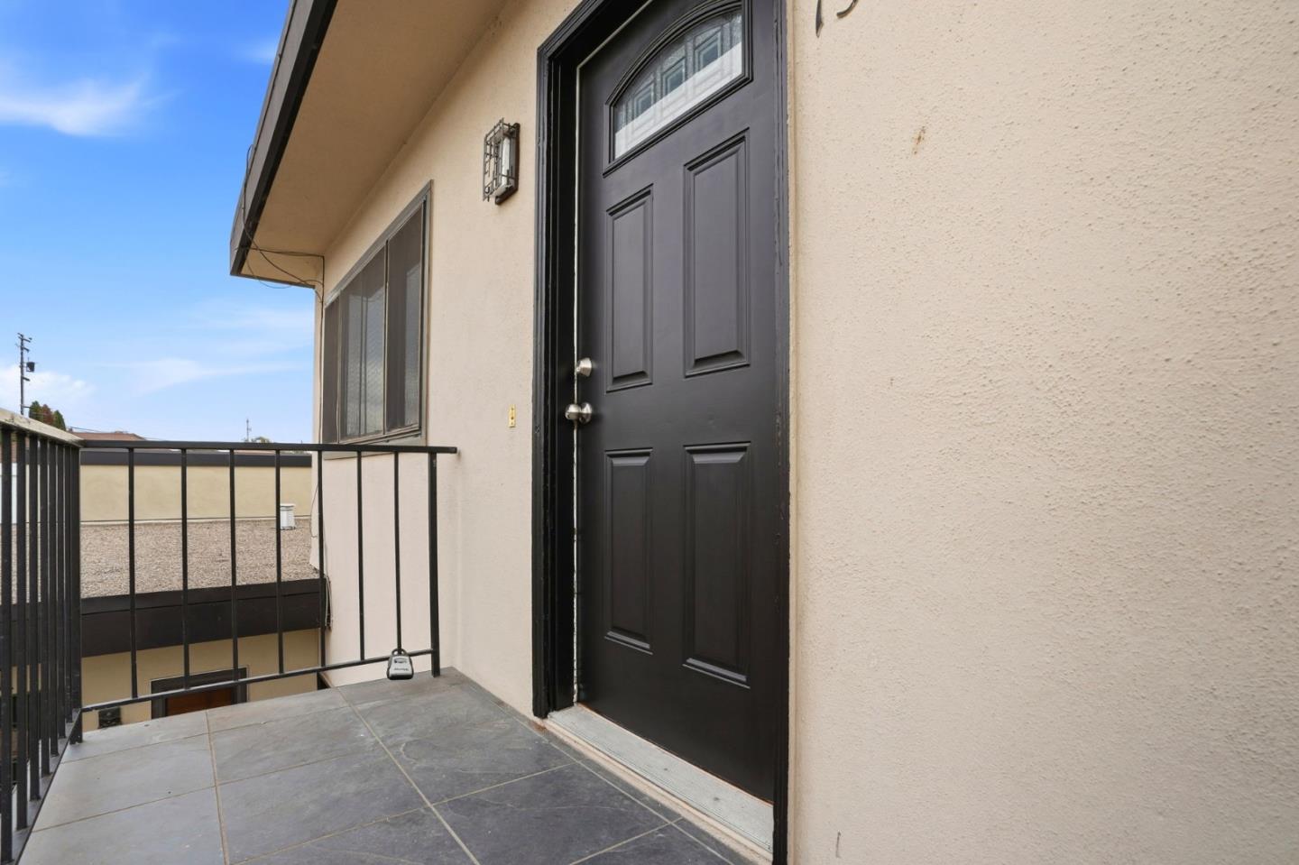 Detail Gallery Image 5 of 34 For 11-15 Spruce St, Millbrae,  CA 94030 - – Beds | – Baths