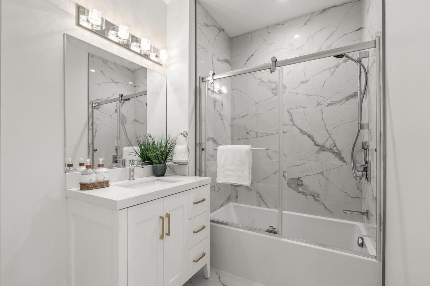 Detail Gallery Image 9 of 25 For 4115 El Camino Real #331,  Palo Alto,  CA 94306 - 2 Beds | 2 Baths