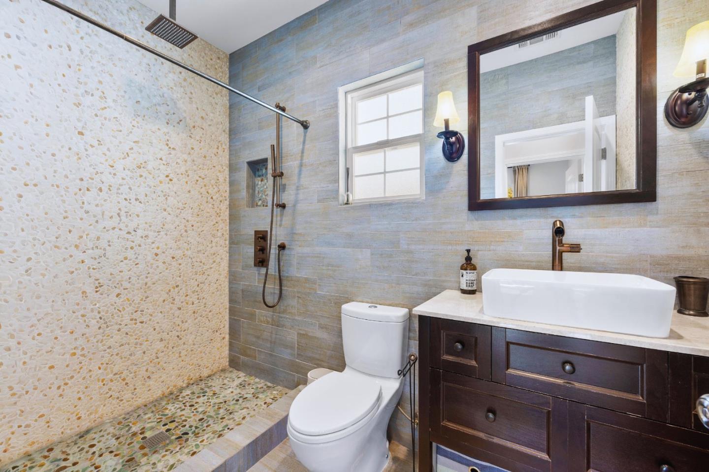 Detail Gallery Image 17 of 35 For 2240 Francisco Blvd, Pacifica,  CA 94044 - 2 Beds | 2 Baths