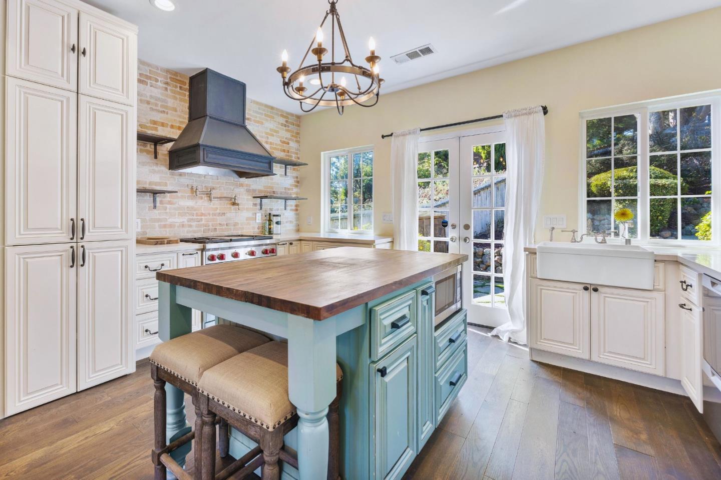 Detail Gallery Image 6 of 35 For 2240 Francisco Blvd, Pacifica,  CA 94044 - 2 Beds | 2 Baths