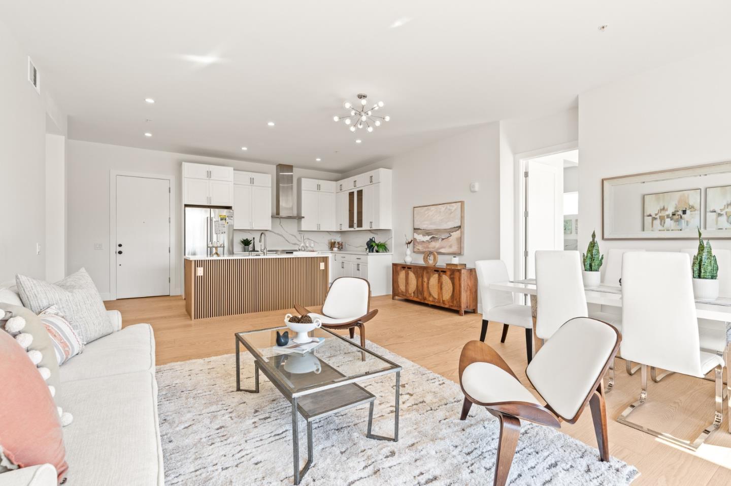 Detail Gallery Image 10 of 33 For 4115 El Camino Real #333,  Palo Alto,  CA 94306 - 3 Beds | 2/1 Baths