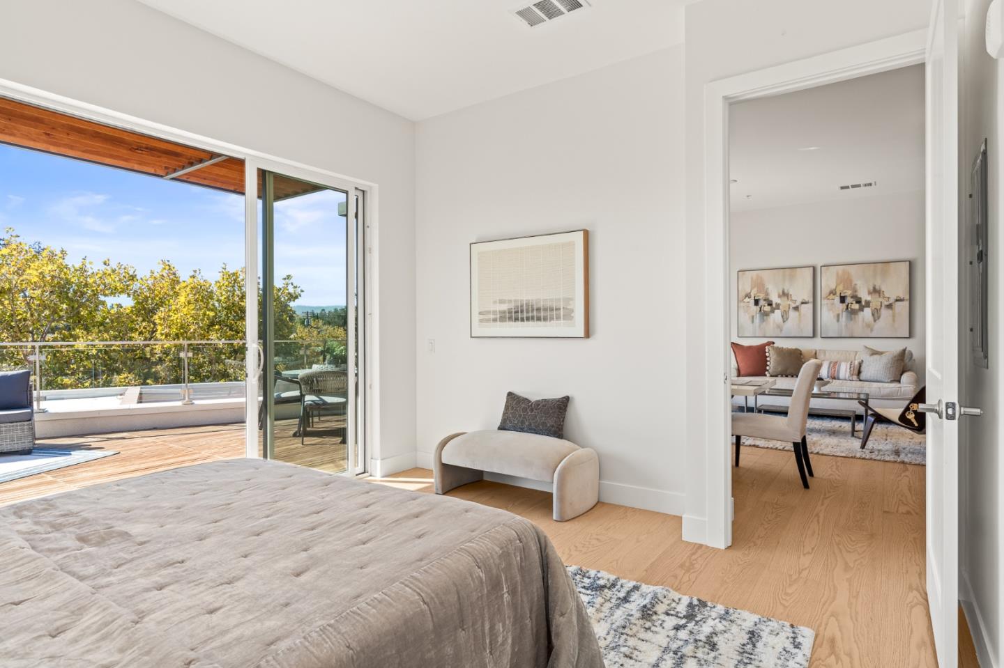 Detail Gallery Image 12 of 33 For 4115 El Camino Real #333,  Palo Alto,  CA 94306 - 3 Beds | 2/1 Baths