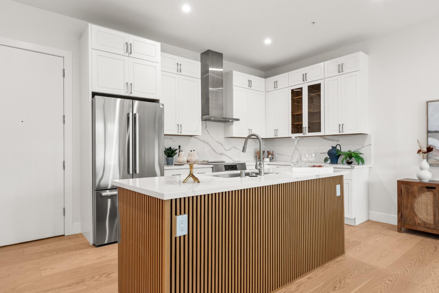 Detail Gallery Image 6 of 33 For 4115 El Camino Real #333,  Palo Alto,  CA 94306 - 3 Beds | 2/1 Baths