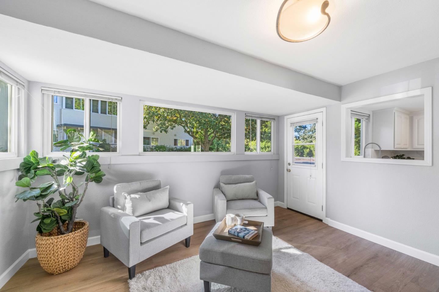 Detail Gallery Image 3 of 20 For 14225 Lora Dr #56,  Los Gatos,  CA 95032 - 2 Beds | 1 Baths