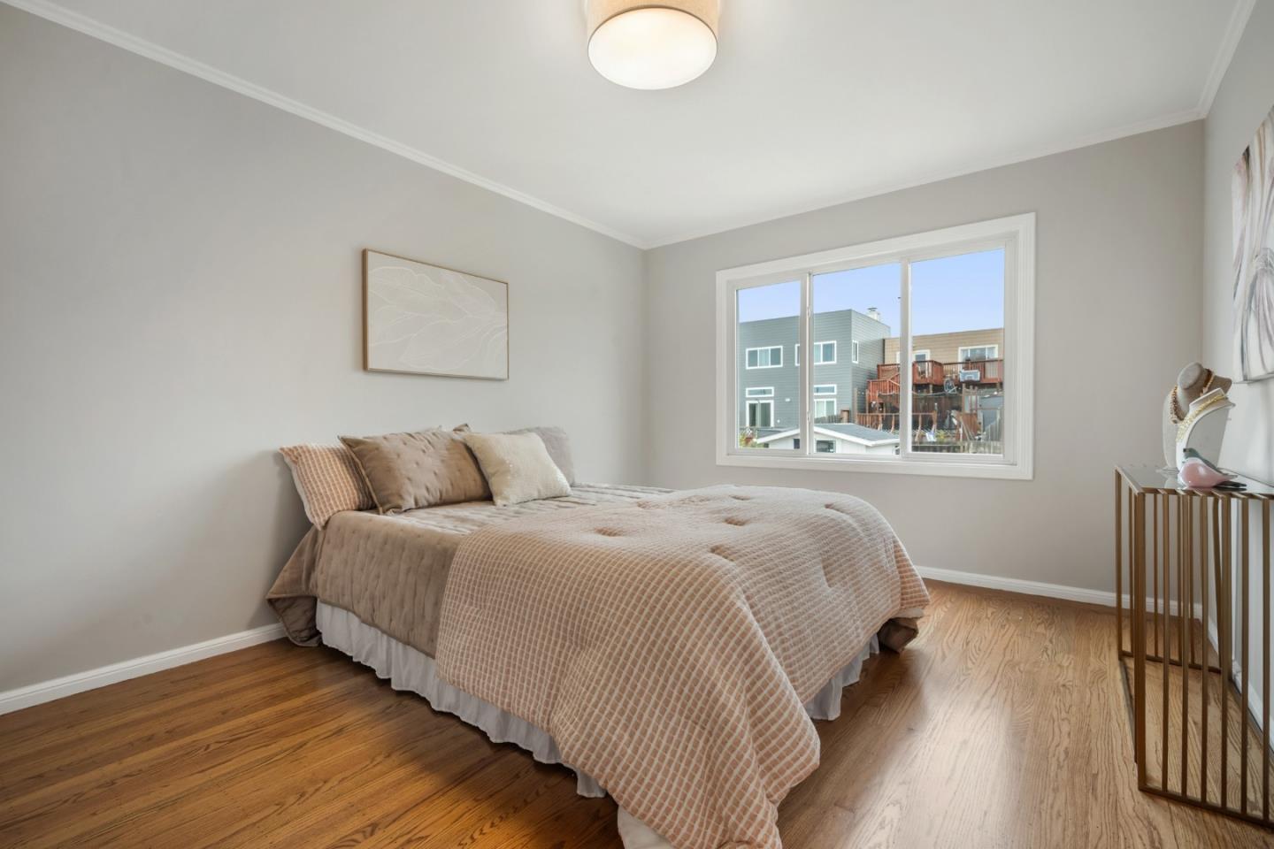 Detail Gallery Image 15 of 41 For 2326 46th Ave, San Francisco,  CA 94116 - 3 Beds | 1 Baths