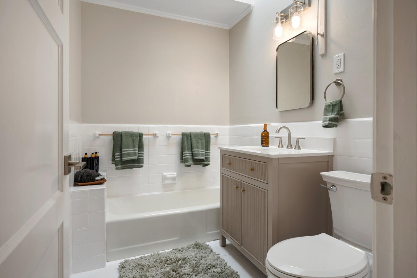 Detail Gallery Image 18 of 41 For 2326 46th Ave, San Francisco,  CA 94116 - 3 Beds | 1 Baths