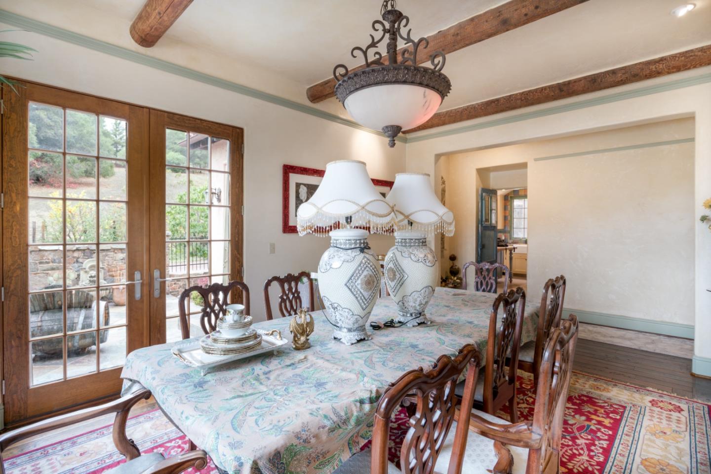 Detail Gallery Image 10 of 50 For 5371 Stonehurst Dr, Martinez,  CA 94553 - 5 Beds | 4/1 Baths