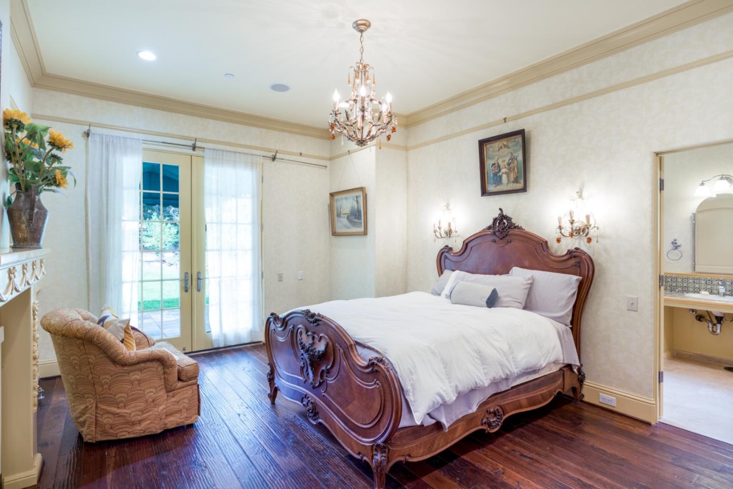 Detail Gallery Image 15 of 50 For 5371 Stonehurst Dr, Martinez,  CA 94553 - 5 Beds | 4/1 Baths