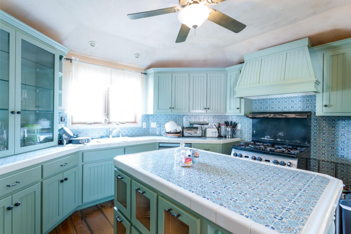 Detail Gallery Image 43 of 50 For 5371 Stonehurst Dr, Martinez,  CA 94553 - 5 Beds | 4/1 Baths