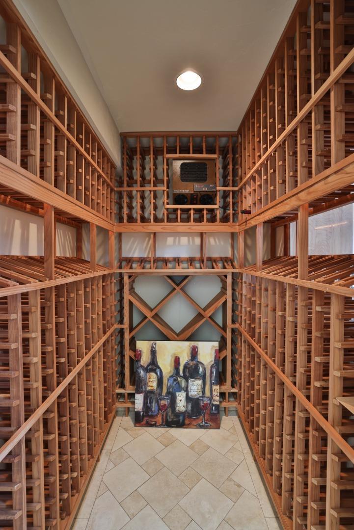 Detail Gallery Image 15 of 47 For 1870 Patio Dr, San Jose,  CA 95125 - 4 Beds | 3/1 Baths