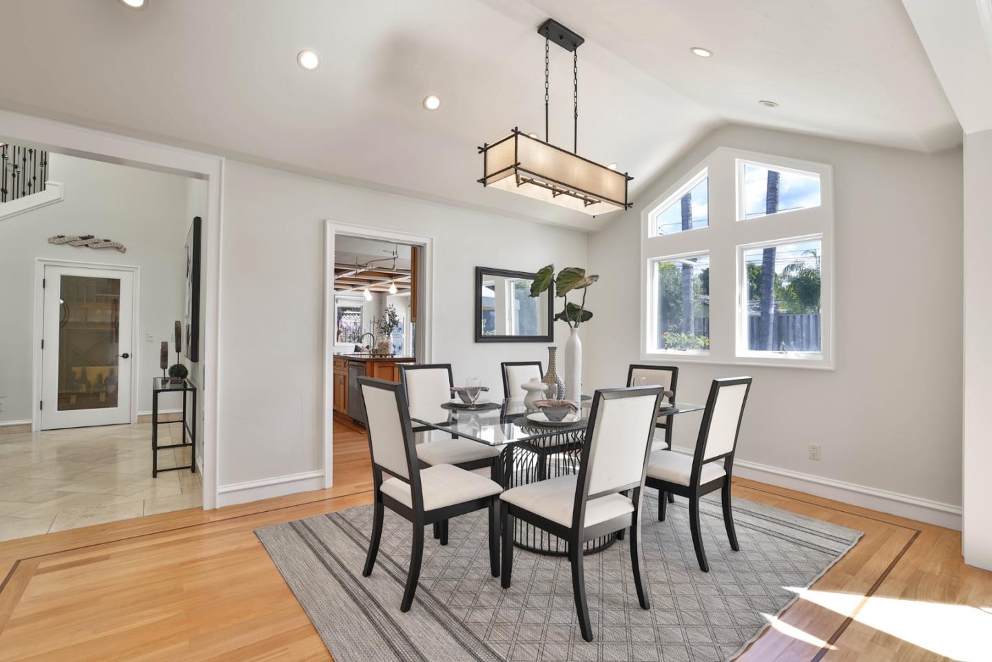 Detail Gallery Image 7 of 47 For 1870 Patio Dr, San Jose,  CA 95125 - 4 Beds | 3/1 Baths